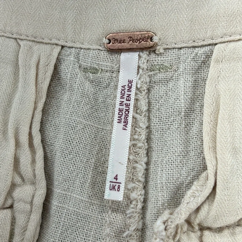 Free People Pleaded Shorts Size 4 Beige‎ Casual 100% Cotton